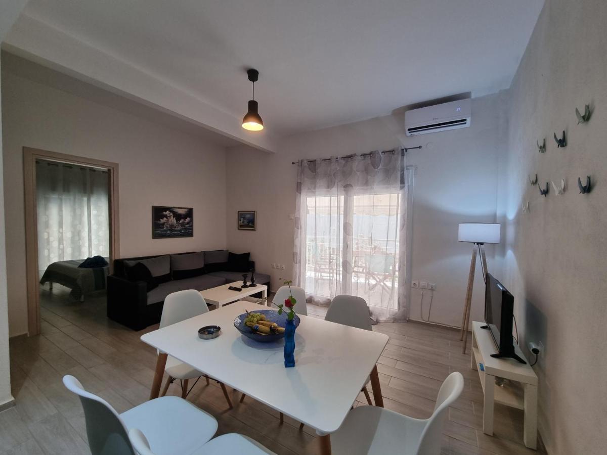 Cosy And Modern Appartment In Олимпия Екстериор снимка