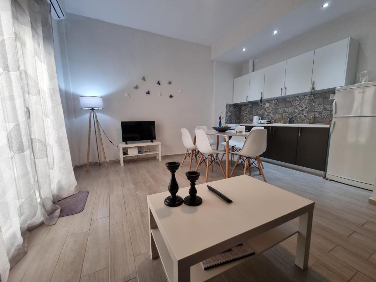 Cosy And Modern Appartment In Олимпия Екстериор снимка
